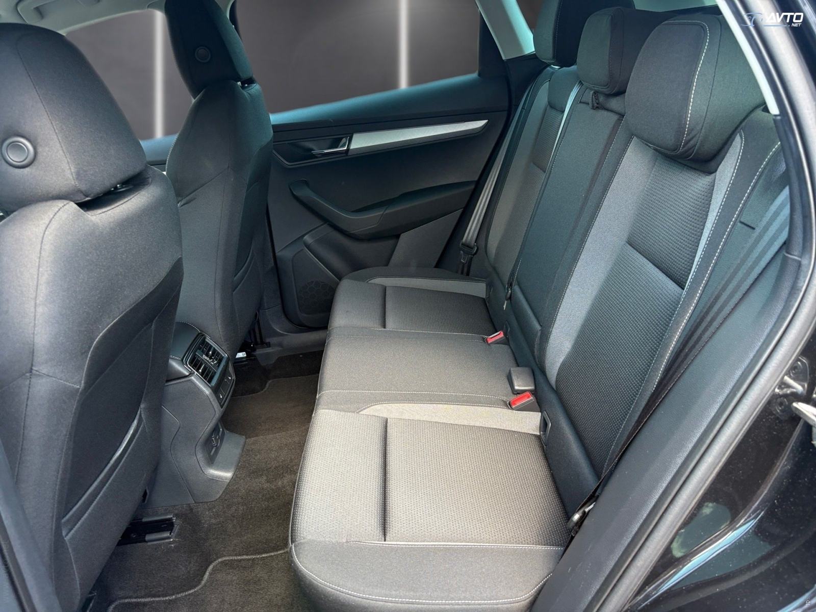 Škoda Karoq 4x4 2.0 TDI Style DSG LED+NAVI+VIRTU+KAMERA automatik, fotografija 8
