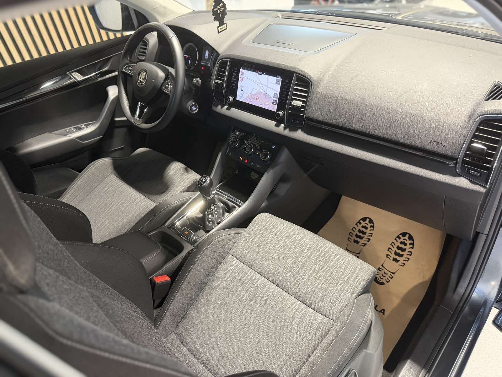 Škoda KAROQ AMBITION 2020.g.*RADAR-LED- KEYLESS-12 MJ JAMSTVO-LEASING*, fotografija 18