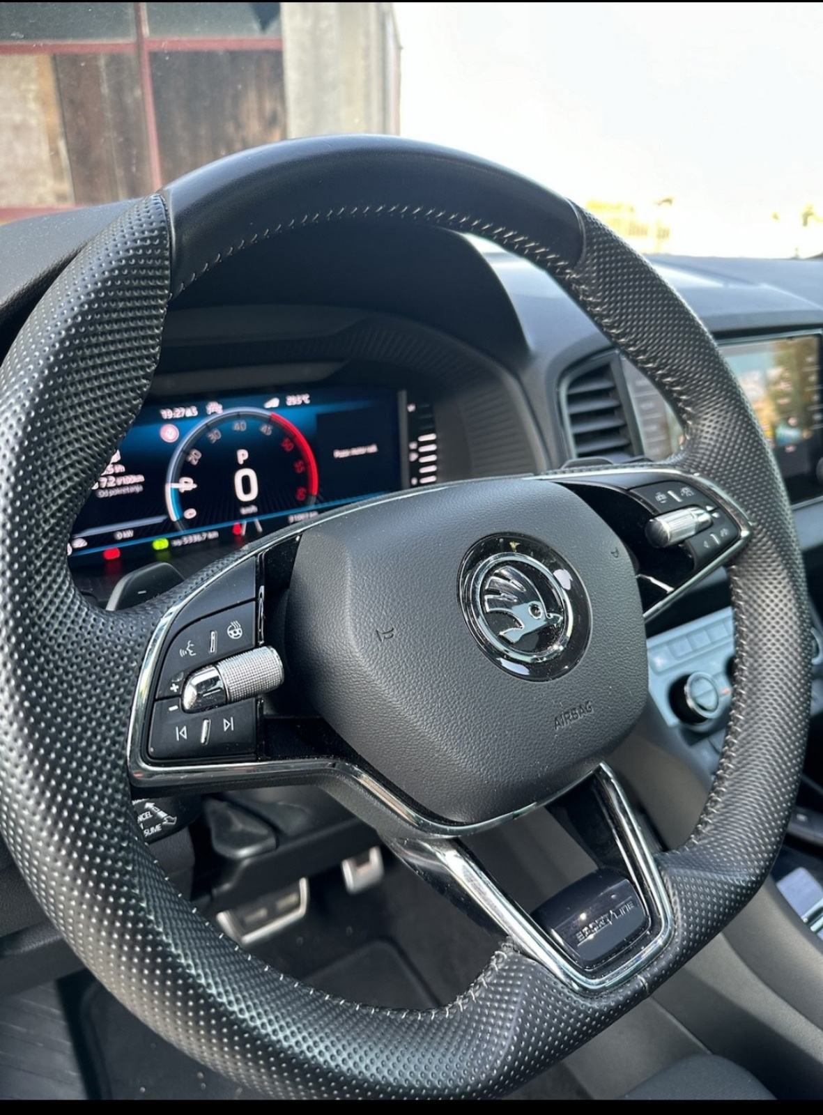 Škoda Karoq automatik DSG 2025./6 godina JAMSTO/kamera/sport interije, fotografija 4