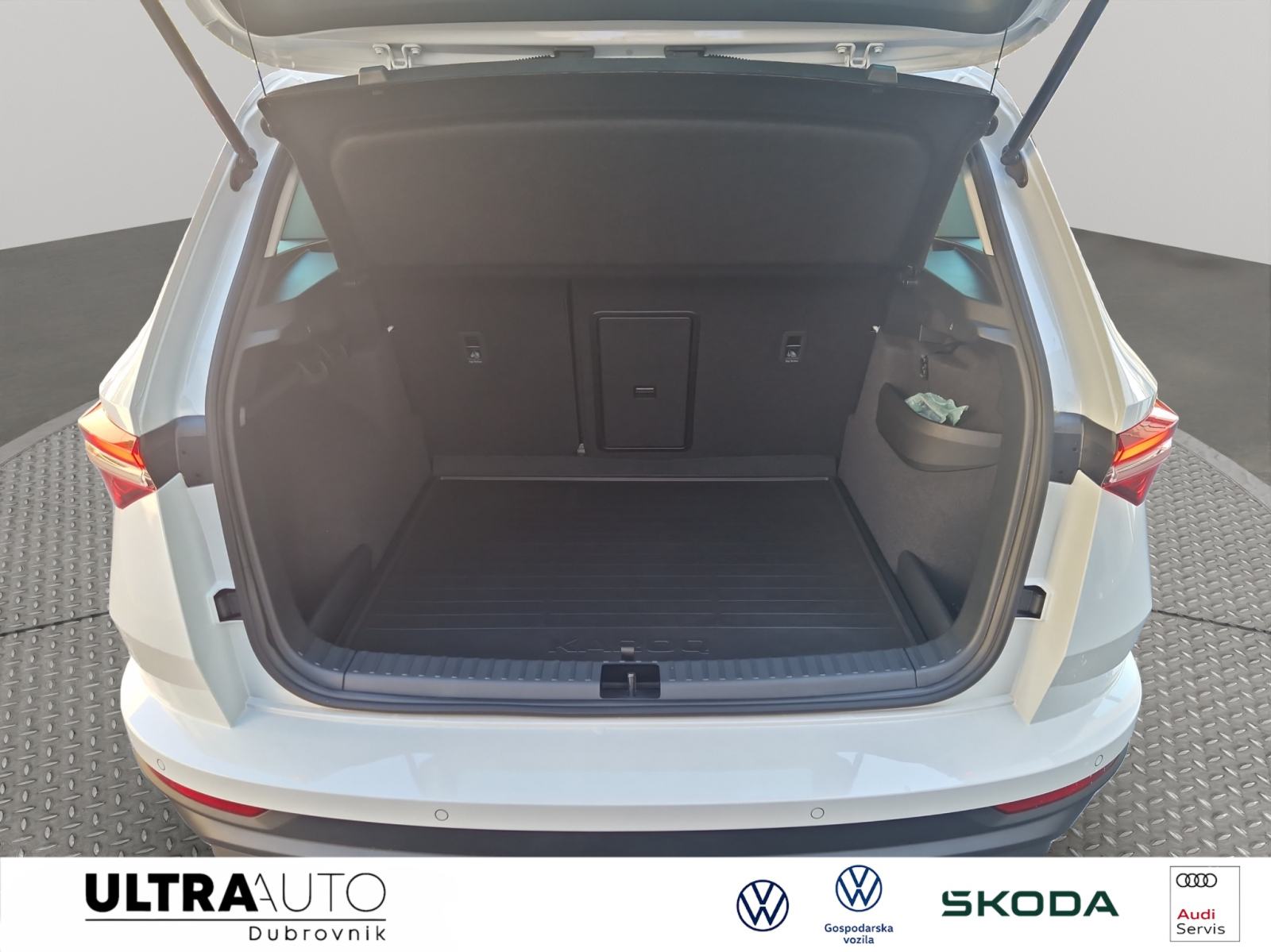 Škoda KAROQ FL Selection 1.5 TSI ACT DSG, fotografija 18