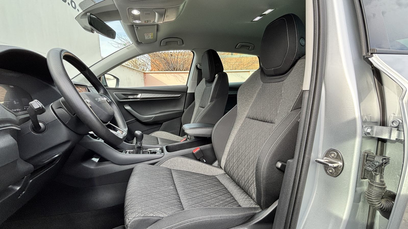 Škoda KAROQ FL Selection 1.5 TSI ACT, fotografija 18