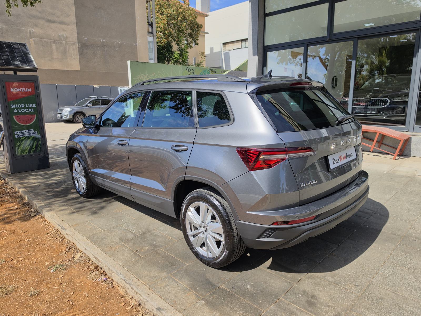 Škoda Karoq Selection 1,5 TSI DSG ACT, fotografija 4