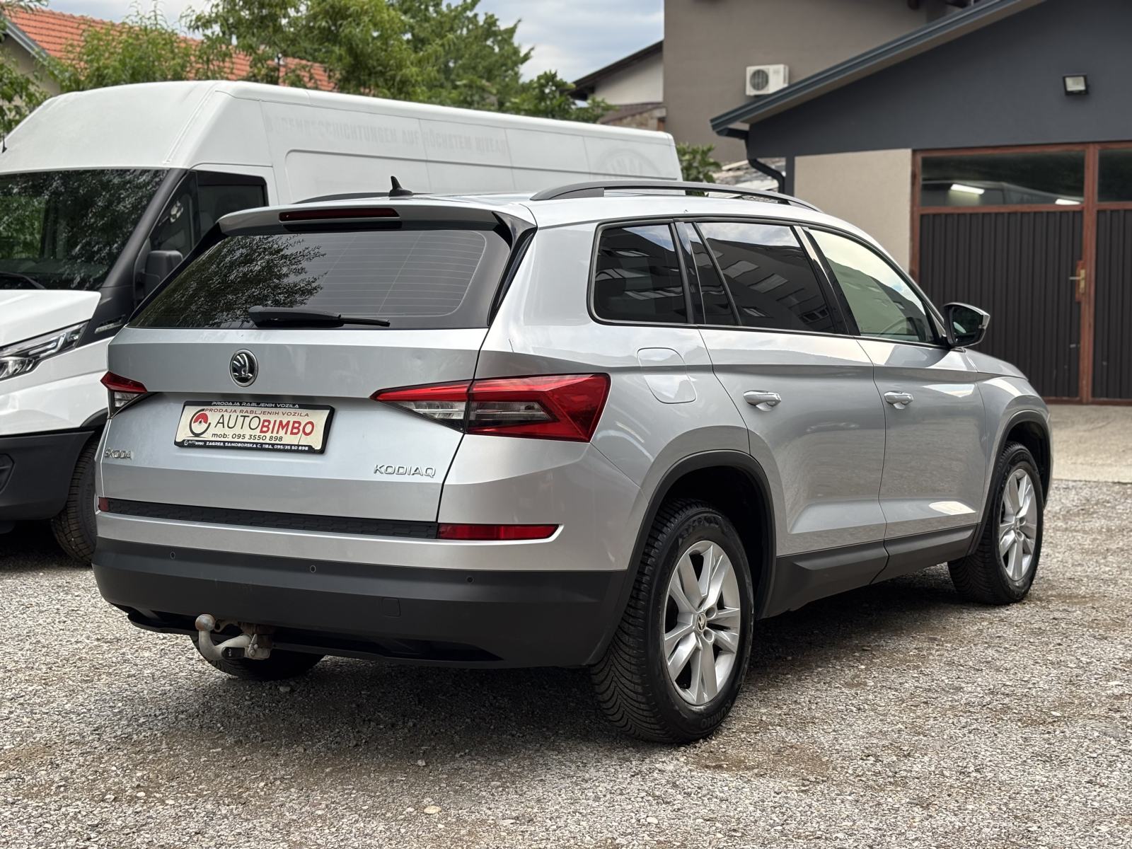 ŠKODA KODIAQ 1,4 BENZIN 2017 GOD PRVI VLASNIK KAO NOVO CIJENA 16,400€, fotografija 6