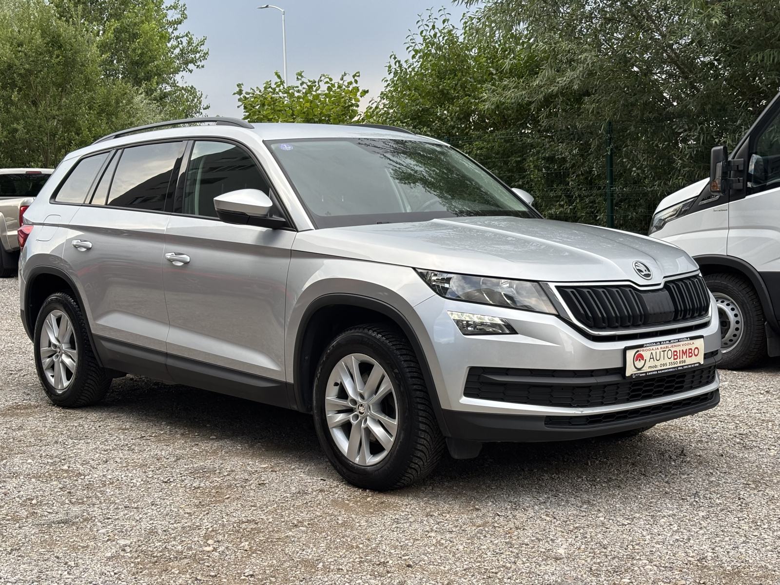 ŠKODA KODIAQ 1,4 BENZIN 2017 GOD PRVI VLASNIK KAO NOVO CIJENA 16,400€, fotografija 4