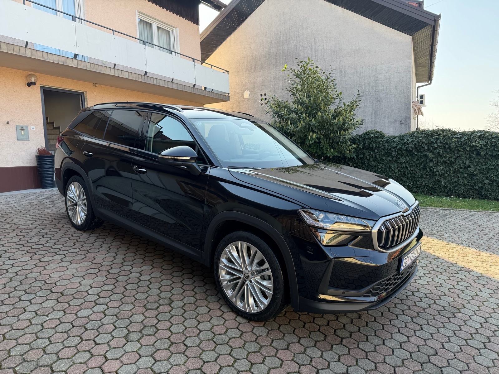 Škoda Kodiaq 1,5 TSI DSG PHEV, fotografija 3
