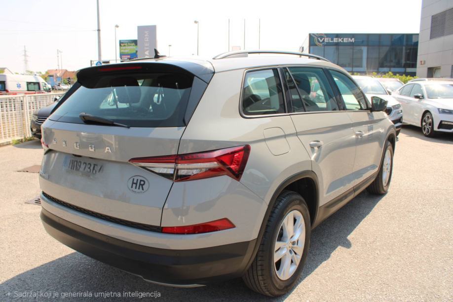 Škoda Kodiaq 1,5 TSI LEASING BEZ UČEŠĆA I BEZ JAMACA, fotografija 4