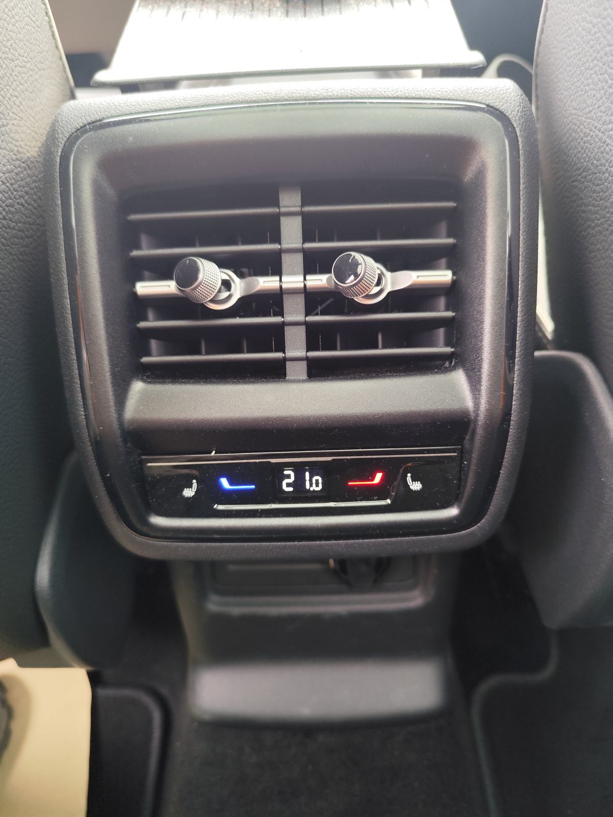 ŠKODA KODIAQ SportLine 1.5 TSI ACT DSG mHEV, fotografija 15