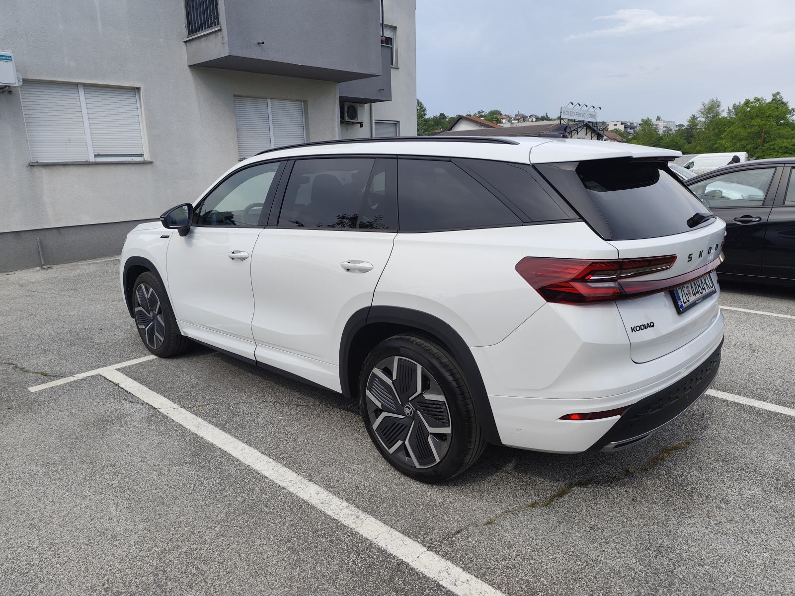ŠKODA KODIAQ SportLine 1.5 TSI ACT DSG mHEV, fotografija 2
