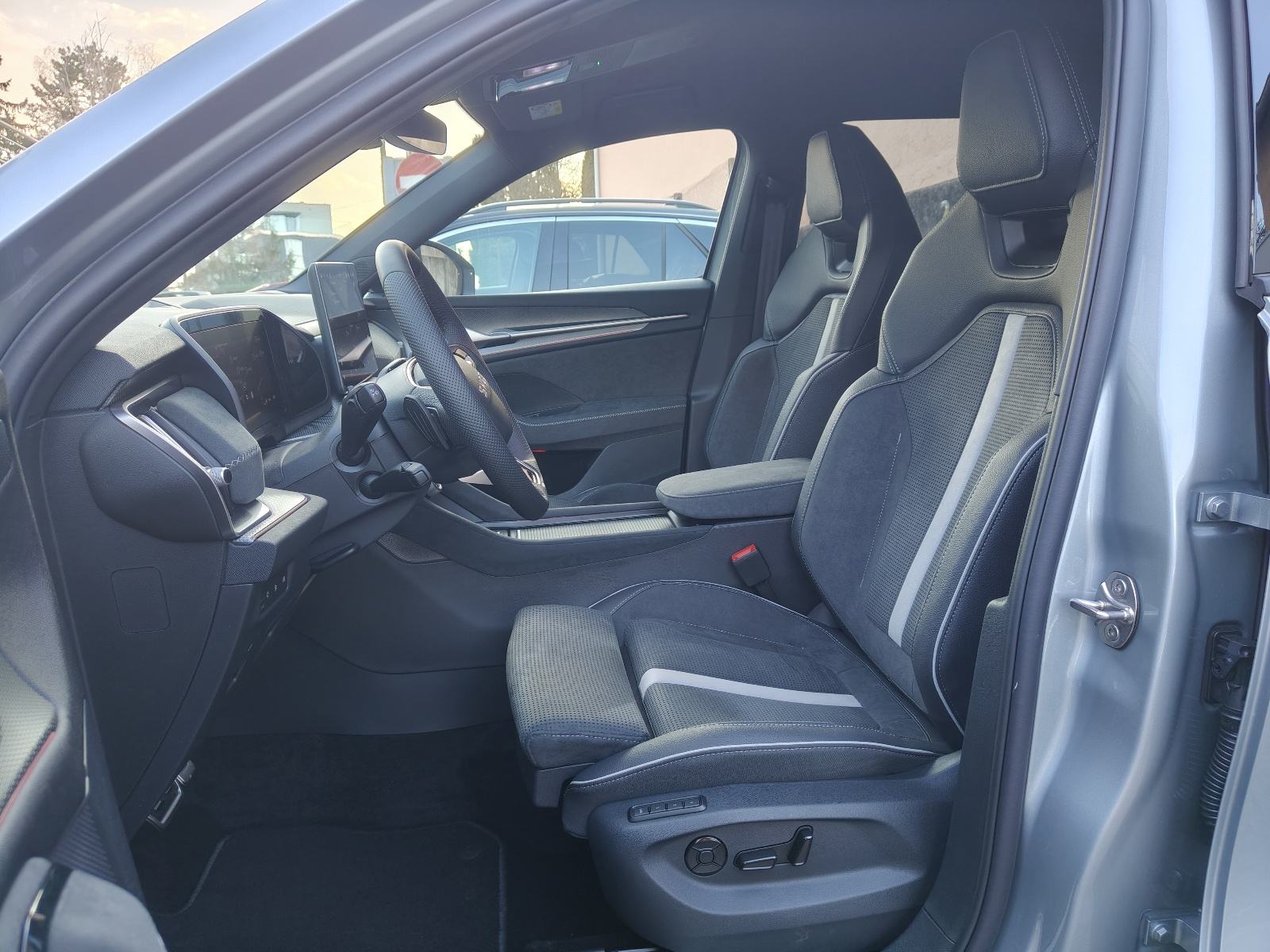 Škoda Kodiaq 1.5TSI mHEV*Sportline *Novo vozilo* 6 godina garancije**, fotografija 13