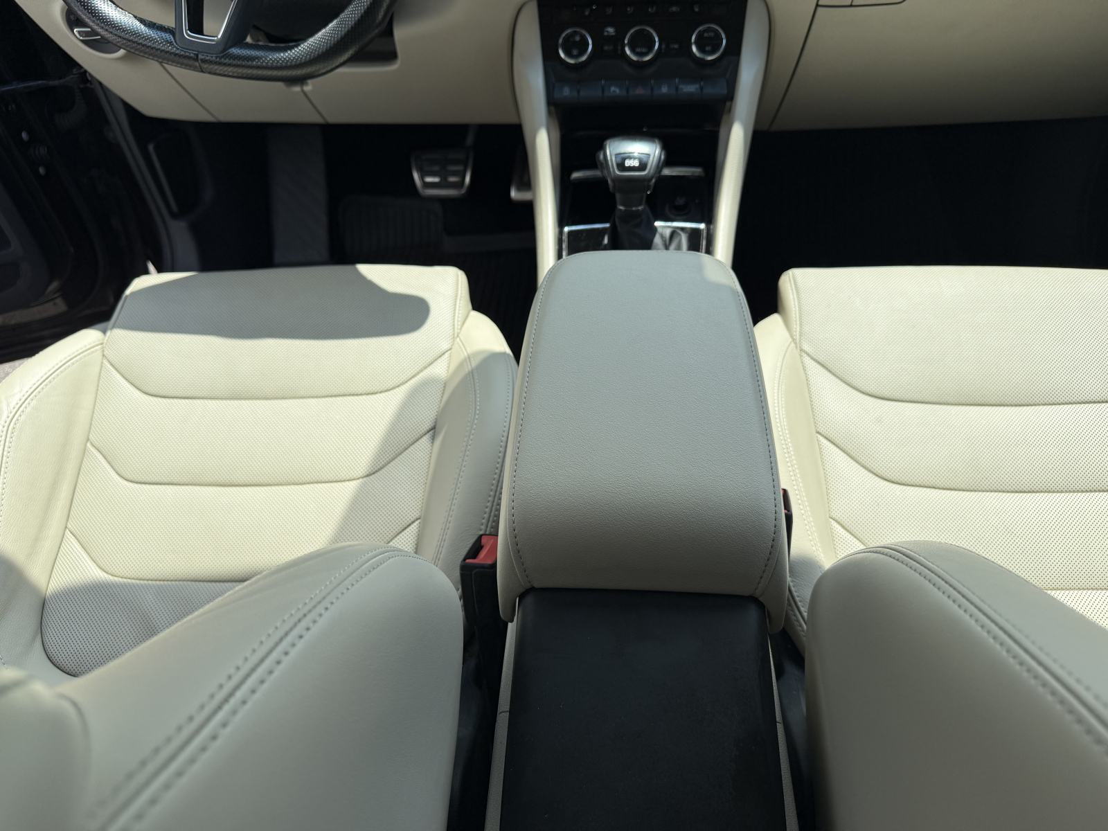 Škoda Kodiaq 2,0 automatik, fotografija 10