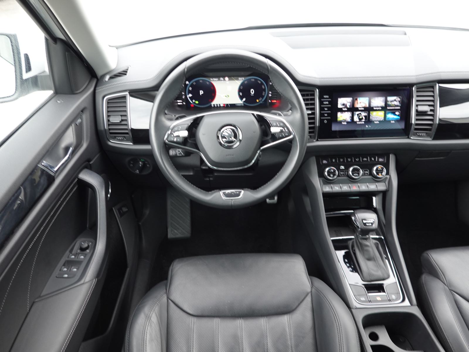 Škoda Kodiaq 2.0 TDI 4x4 L K DSG+MATRIX+ACC+360°KAMERA+MEMORY, fotografija 12