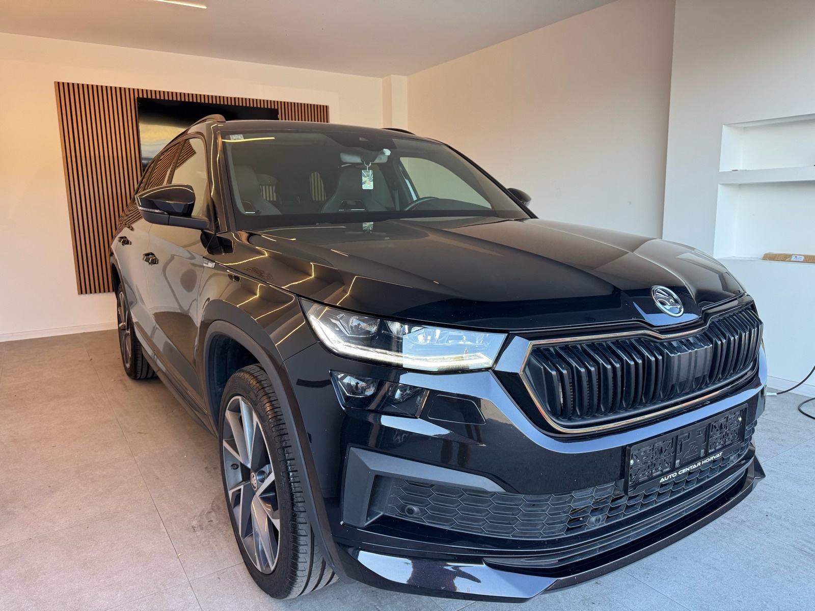 Škoda Kodiaq 2,0 TDI 4x4 Sportline 200 KS; Full oprema; Nije uvoz;, fotografija 3