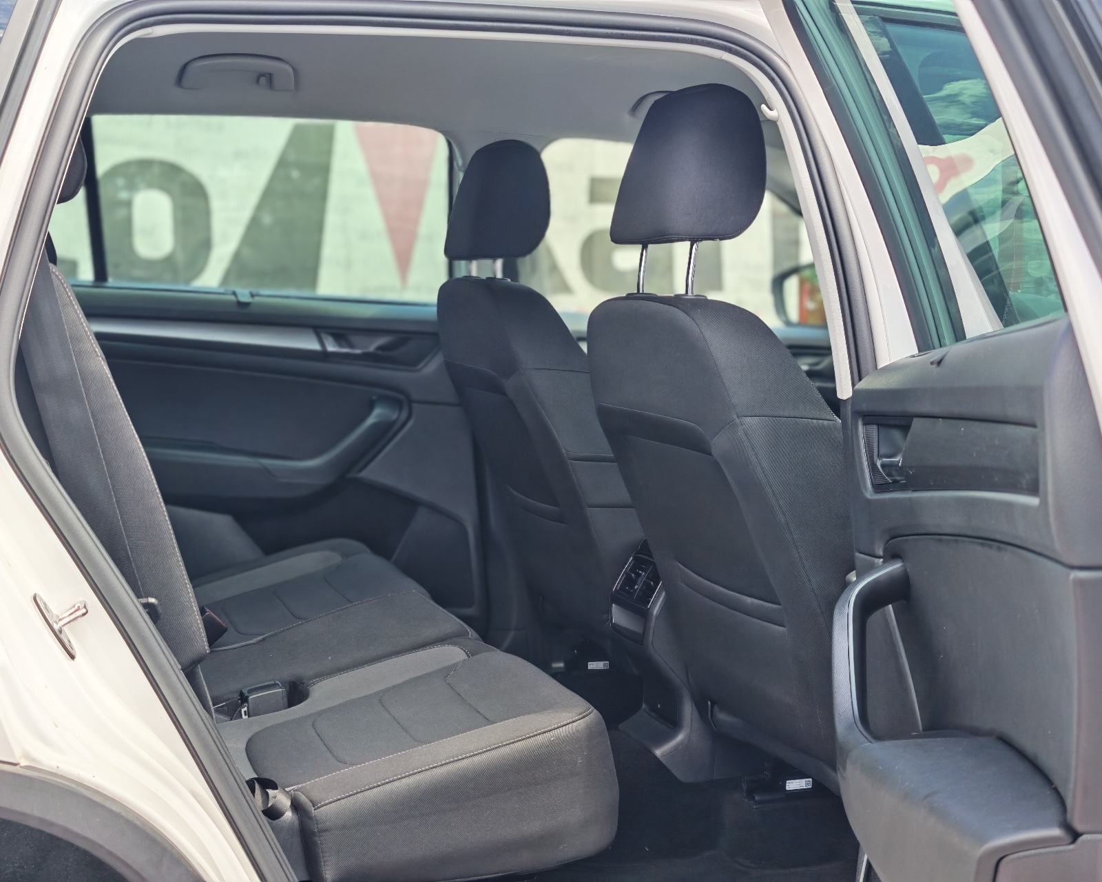 Škoda Kodiaq 2,0 TDI*7 SJEDALA* Dsg, Kamera, Navi,Alu 17"*Garancija*, fotografija 8