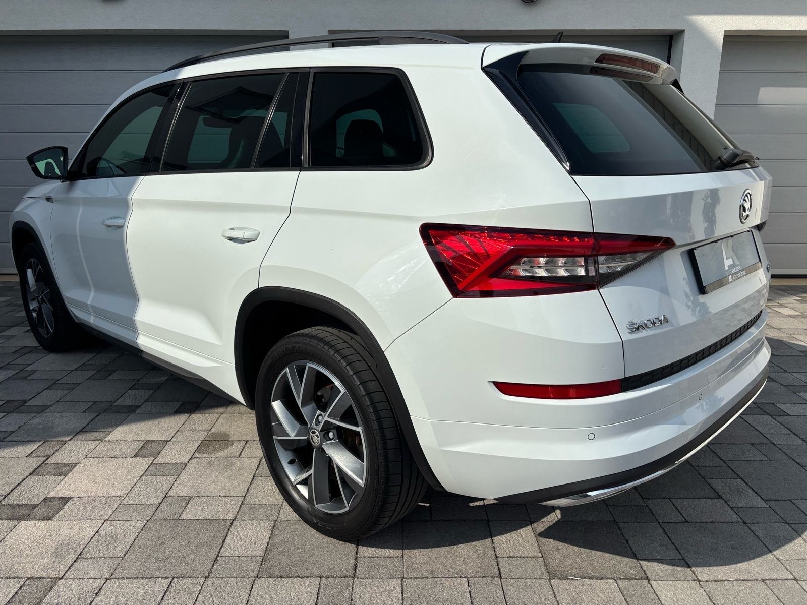 Škoda Kodiaq 2,0 TDI automatik 4X4•Sportline•Leasing bez učešća•, fotografija 5