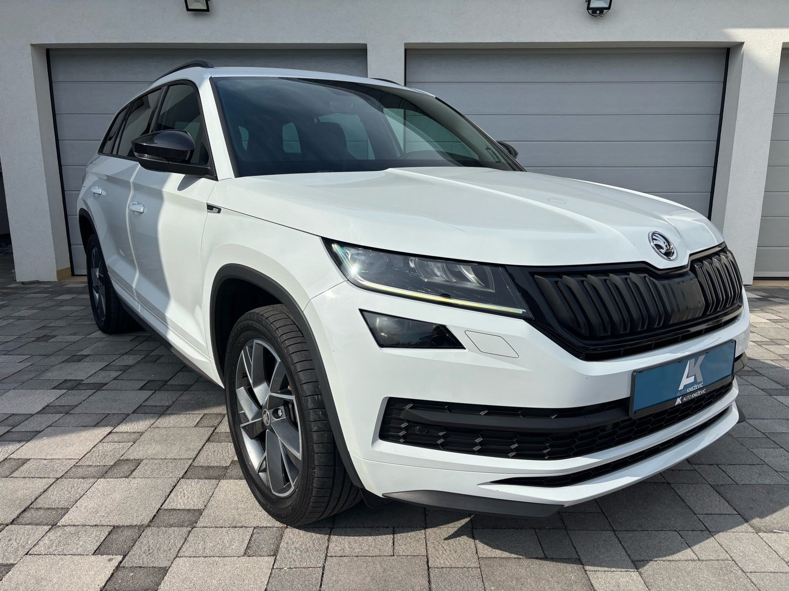Škoda Kodiaq 2,0 TDI automatik 4X4•Sportline•Leasing bez učešća•, fotografija 4
