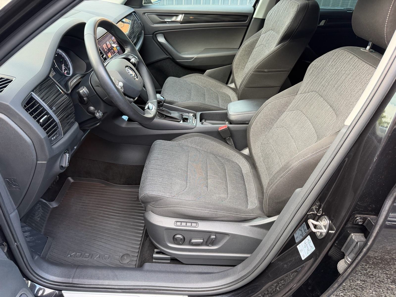Škoda Kodiaq 2,0 TDI automatik/kamera/keyless/xenon/led/navigacija, fotografija 10