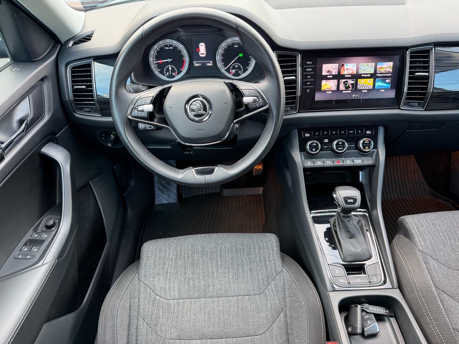 Škoda Kodiaq 2,0 TDI automatik/kamera/keyless/xenon/led/navigacija, fotografija 14
