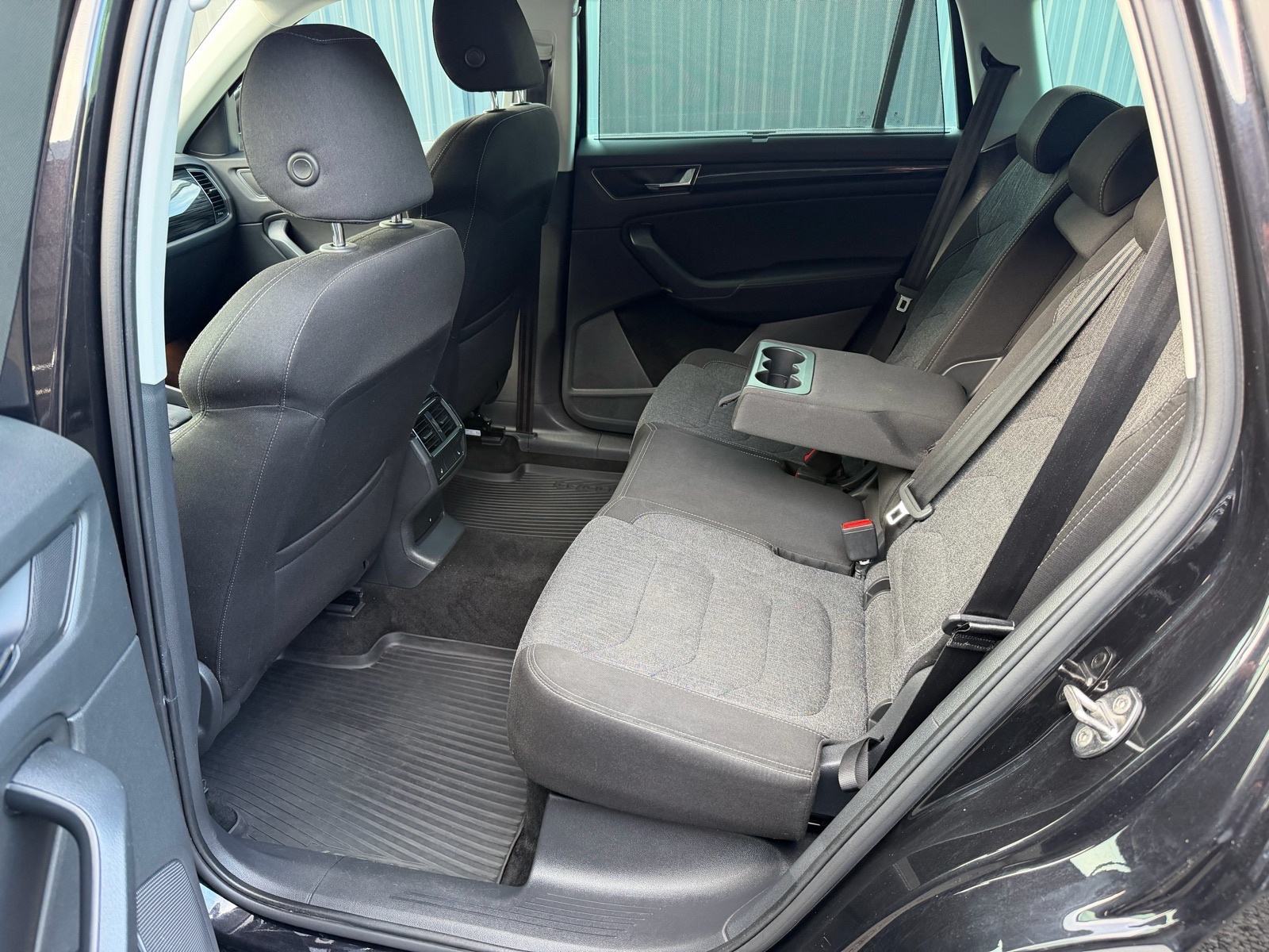 Škoda Kodiaq 2,0 TDI automatik/kamera/keyless/xenon/led/navigacija, fotografija 17