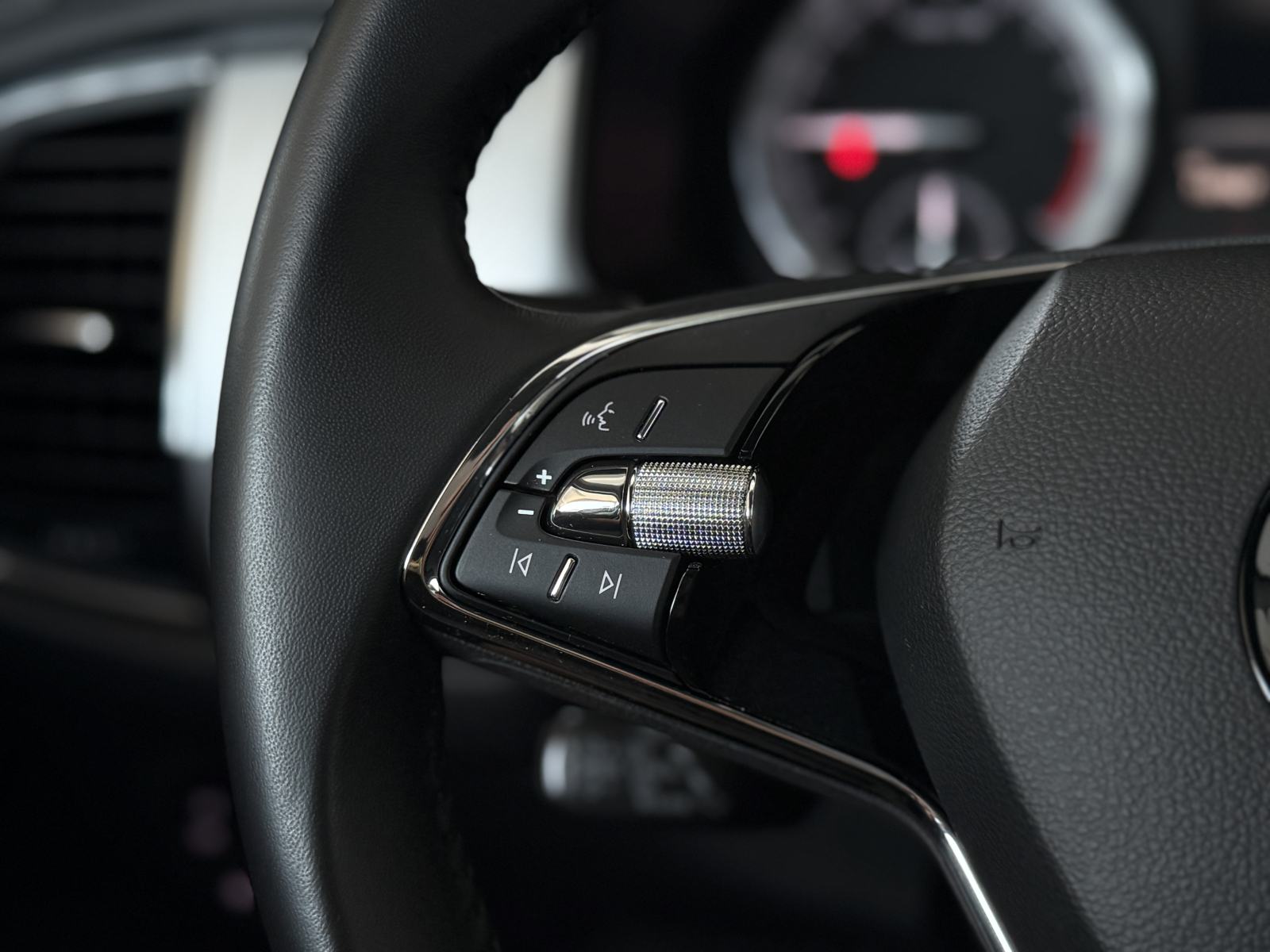 Škoda Kodiaq 2,0 TDI DSG •7 SJEDALA•4X4•JAMSTVO 24MJ•LEASING 0% UČEŠĆA, fotografija 12