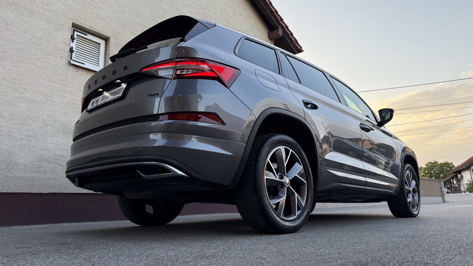 Škoda Kodiaq 2,0 TDI,4X4,DSG,200ks,2022.god.SPORTLINE,NAVI,LED,VIRTUAL, fotografija 3