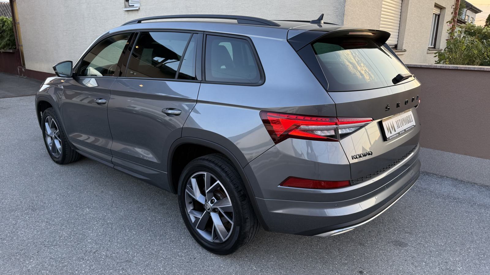 Škoda Kodiaq 2,0 TDI,4X4,DSG,200ks,2022.god.SPORTLINE,NAVI,LED,VIRTUAL, fotografija 5