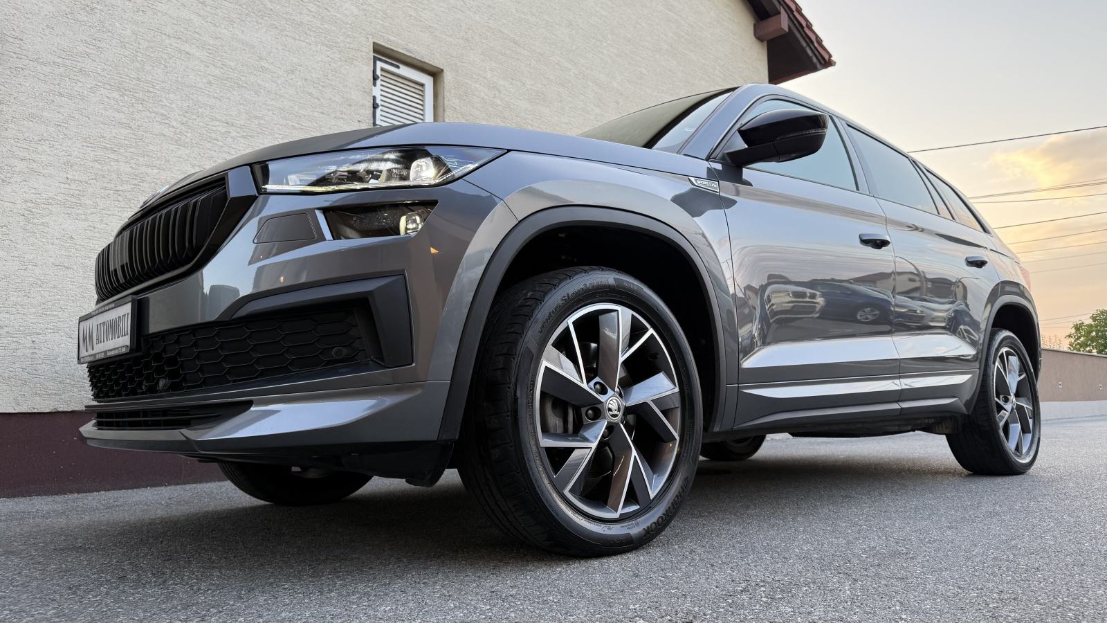 Škoda Kodiaq 2,0 TDI,4X4,DSG,200ks,2022.god.SPORTLINE,NAVI,LED,VIRTUAL, fotografija 6