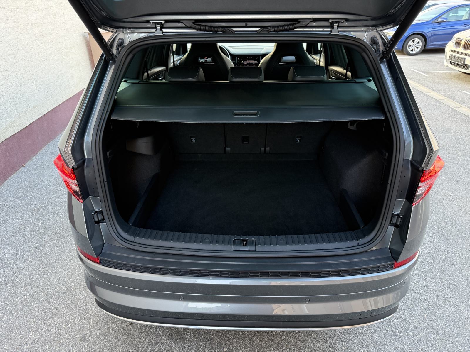 Škoda Kodiaq 2,0 TDI,4X4,DSG,200ks,2022.god.SPORTLINE,NAVI,LED,VIRTUAL, fotografija 10