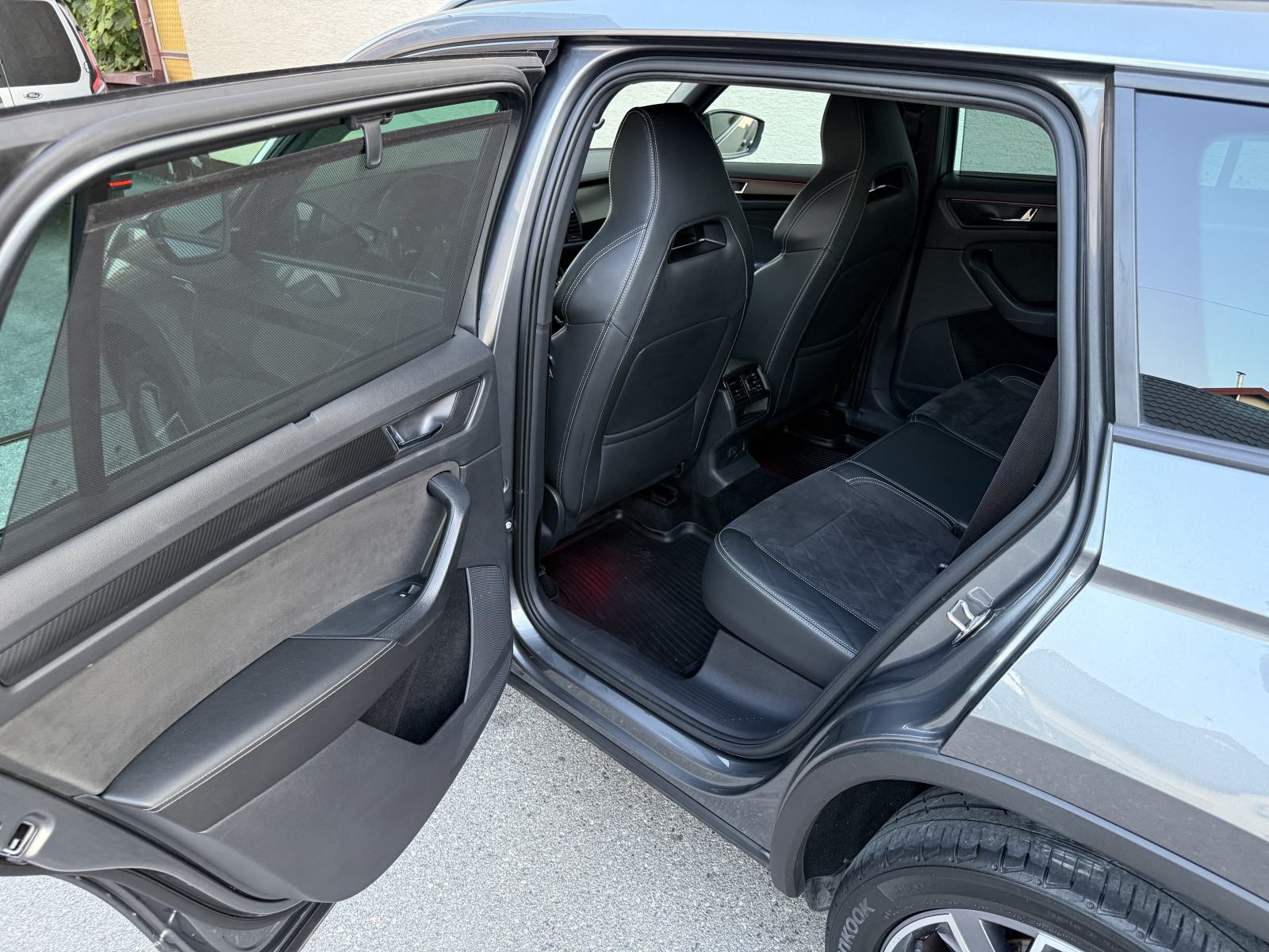 Škoda Kodiaq 2,0 TDI,4X4,DSG,200ks,2022.god.SPORTLINE,NAVI,LED,VIRTUAL, fotografija 17