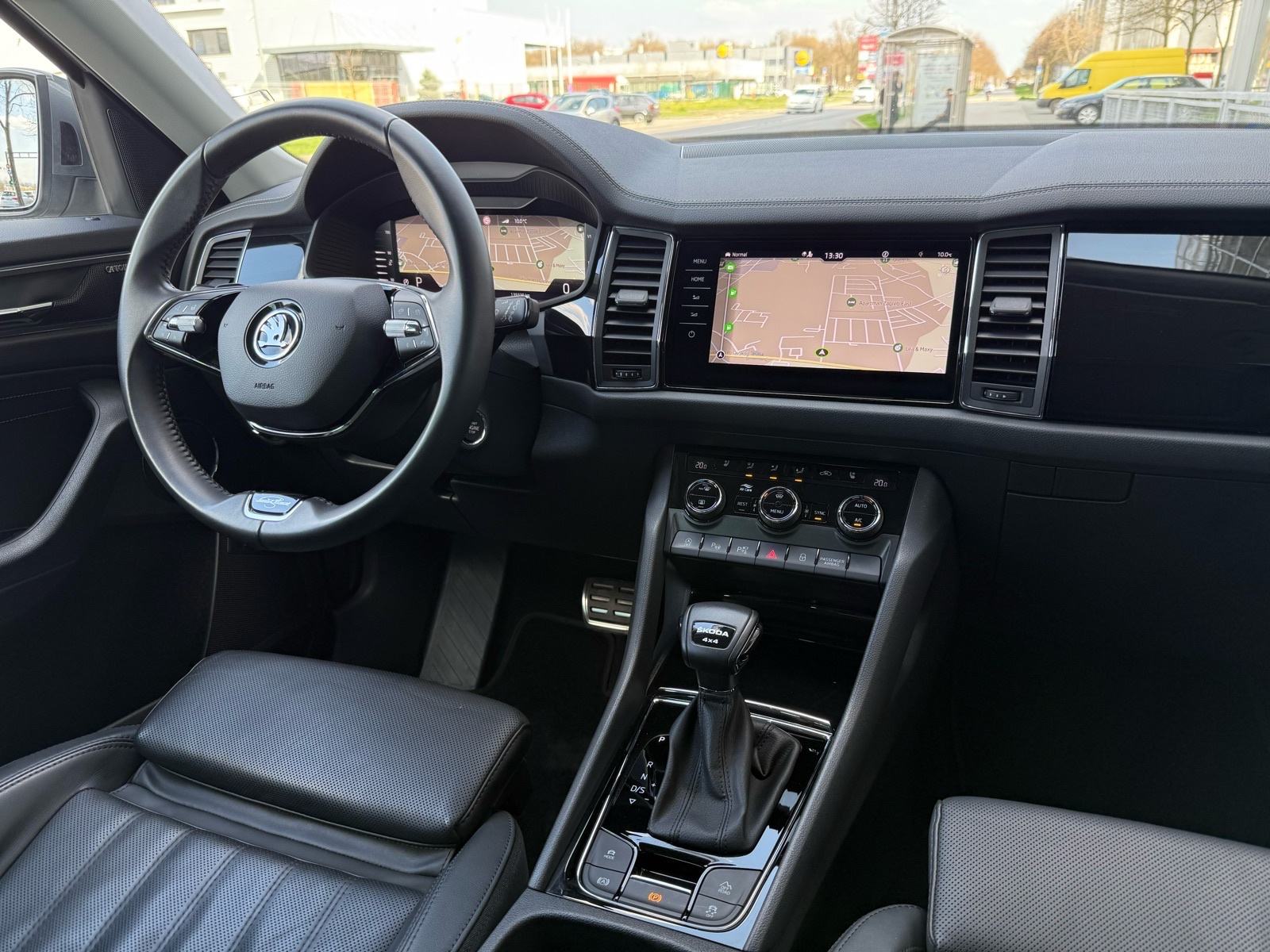 Škoda Kodiaq 2.0 TDI DSG 4X4 LAURIN&KLEMENT °VIRTUAL°KAMERA 360°CANTON, fotografija 13