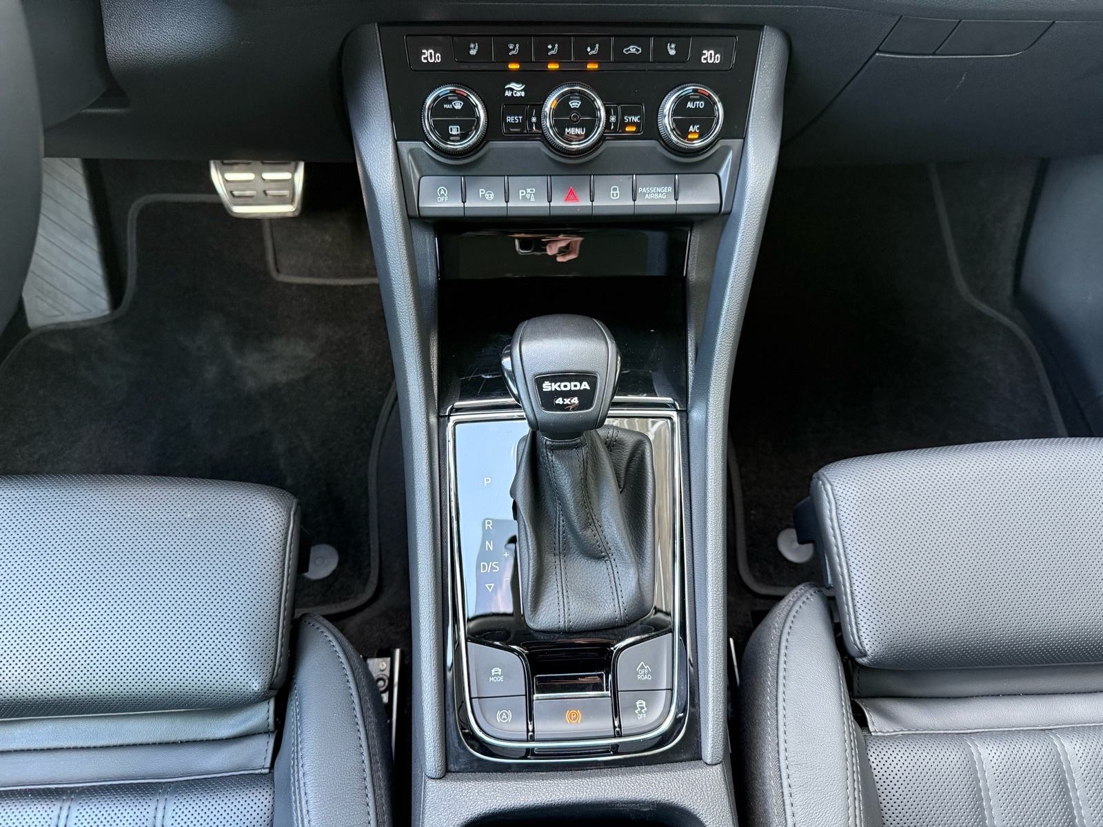 Škoda Kodiaq 2.0 TDI DSG 4X4 LAURIN&KLEMENT °VIRTUAL°KAMERA 360°CANTON, fotografija 15