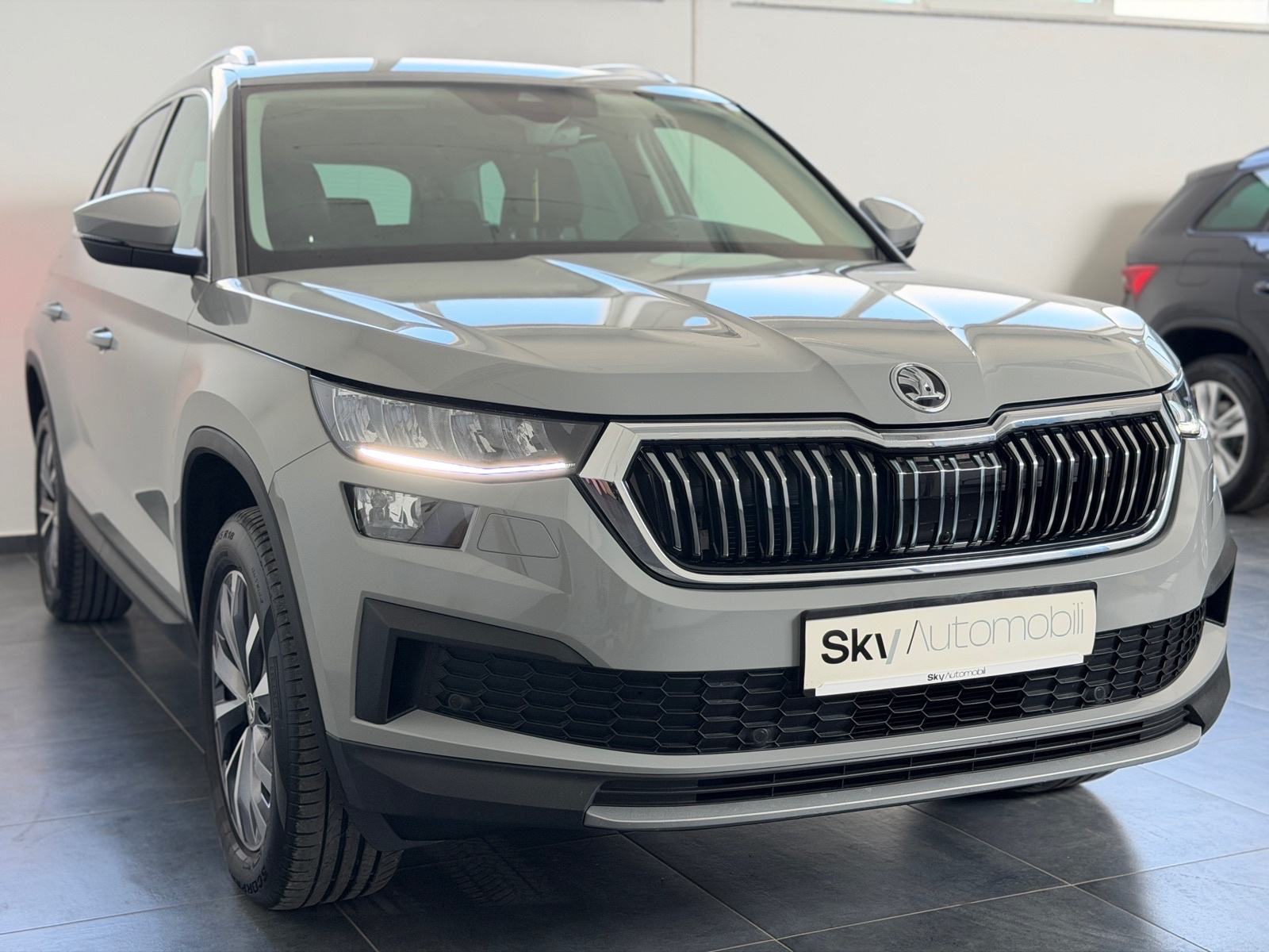 Škoda Kodiaq 2,0 TDI DSG, 7 SJEDALA, 4X4, JAMSTVO 24, LEASING 0 UČEŠĆA, fotografija 3
