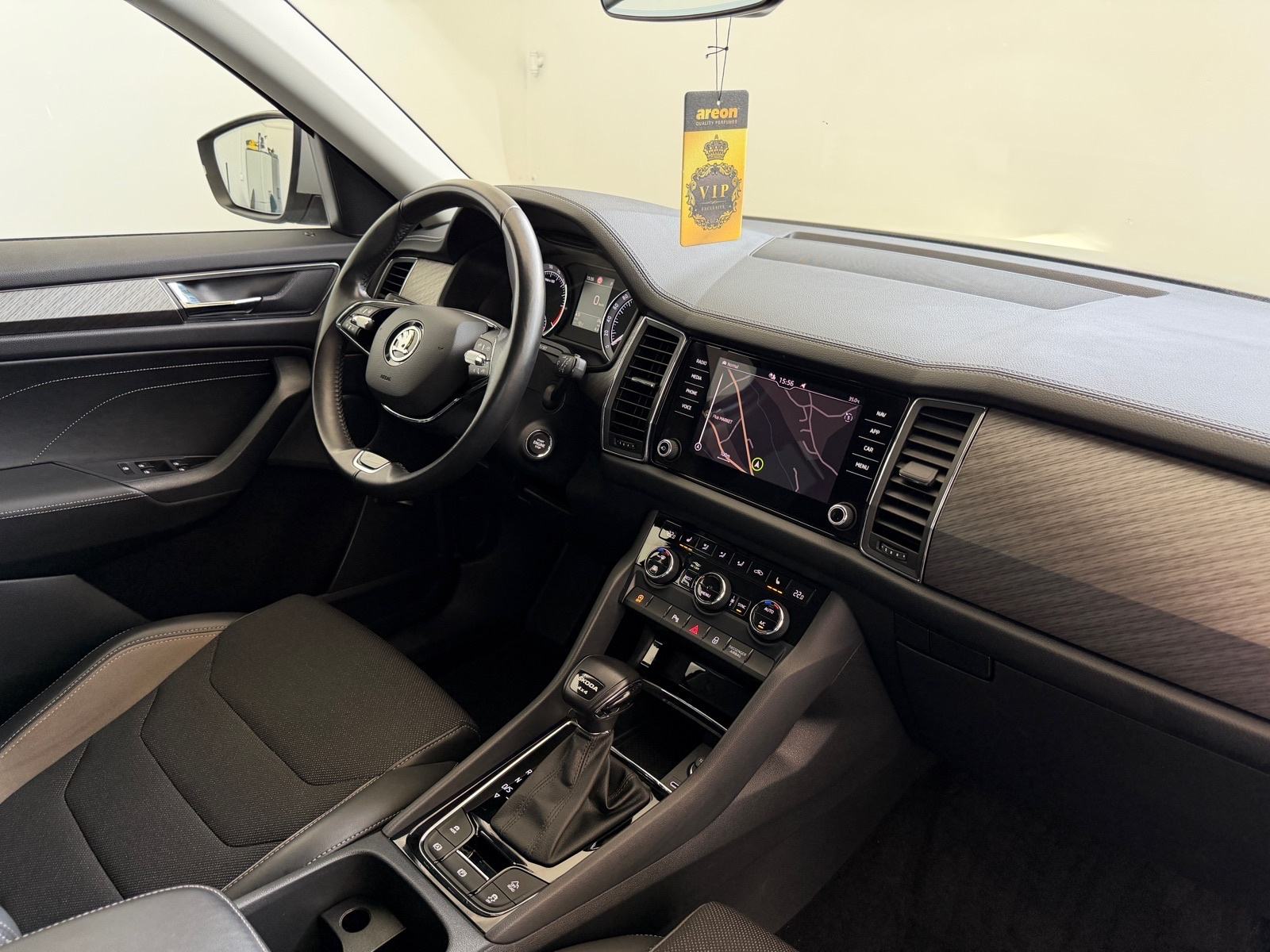 Škoda Kodiaq 2,0 TDI DSG, 7 SJEDALA, 4X4, JAMSTVO 24, LEASING 0 UČEŠĆA, fotografija 10