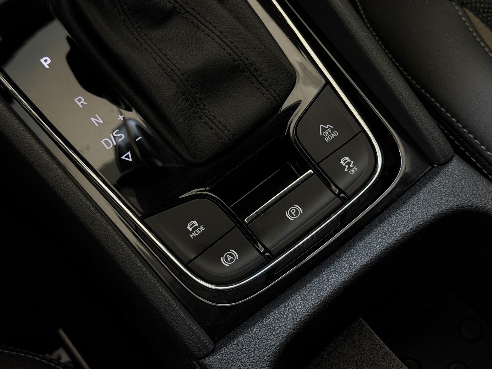 Škoda Kodiaq 2,0 TDI DSG, 7 SJEDALA, 4X4, JAMSTVO 24, LEASING 0 UČEŠĆA, fotografija 16