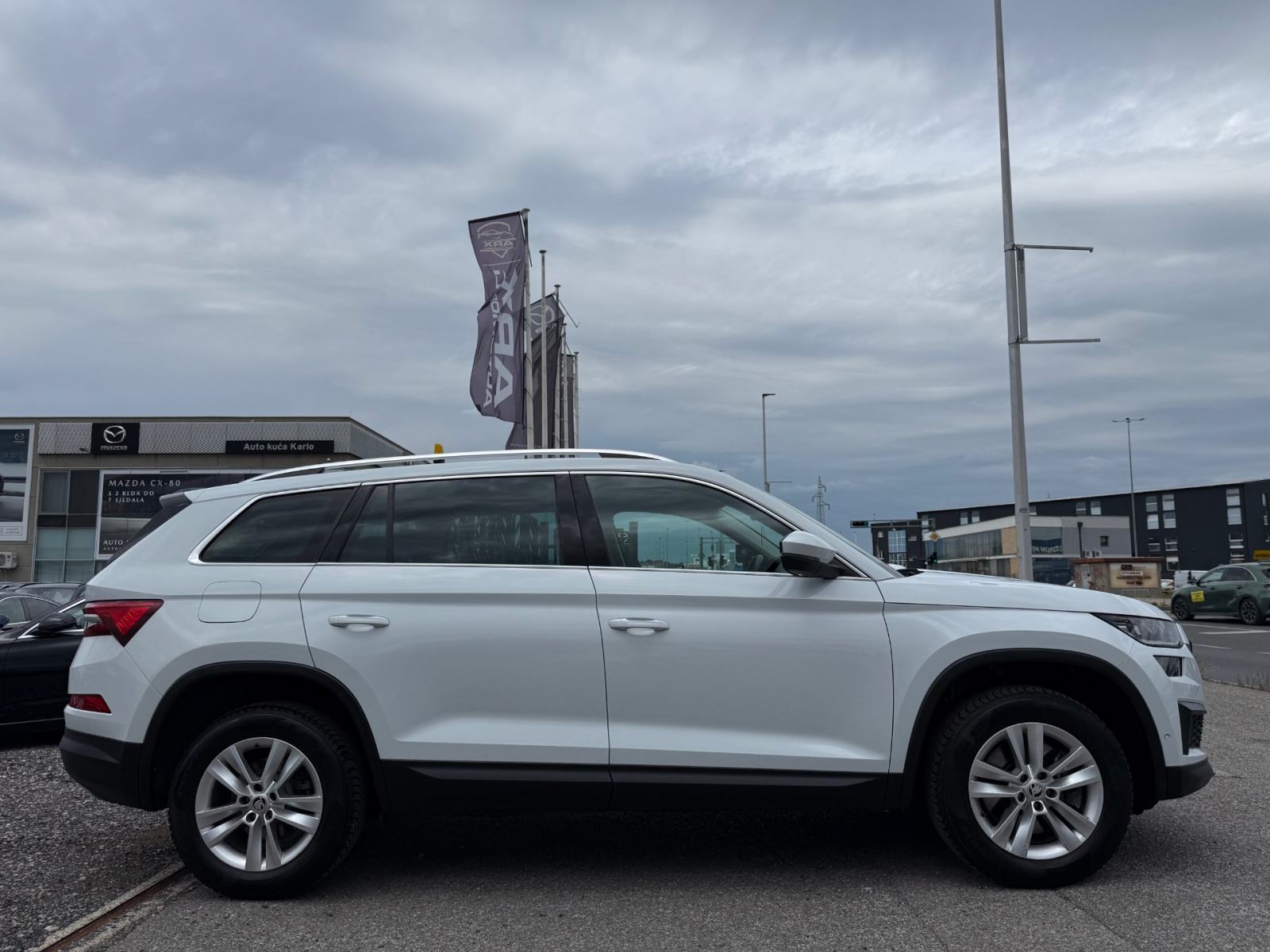 Škoda Kodiaq 2.0 TDI DSG 7 SJEDALA °NAVI°KAMERA°LED°LEASING BEZ UČEŠĆA, fotografija 5