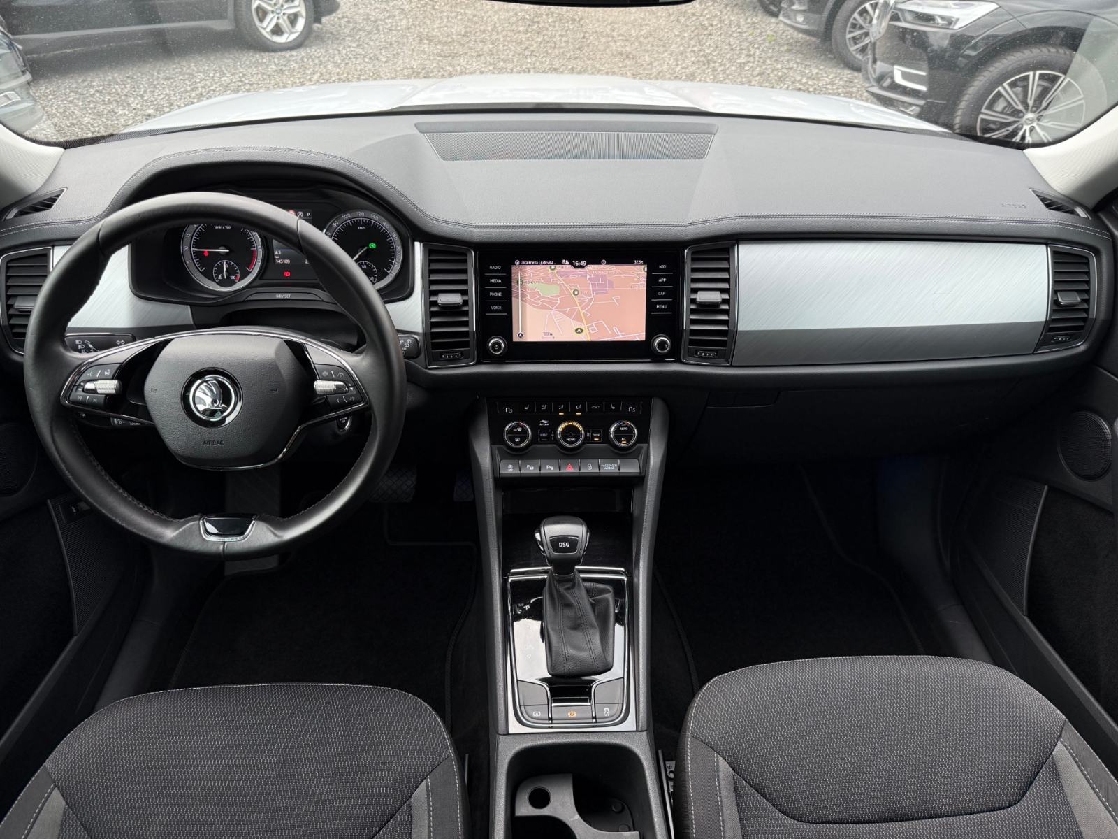 Škoda Kodiaq 2.0 TDI DSG 7 SJEDALA °NAVI°KAMERA°LED°LEASING BEZ UČEŠĆA, fotografija 12