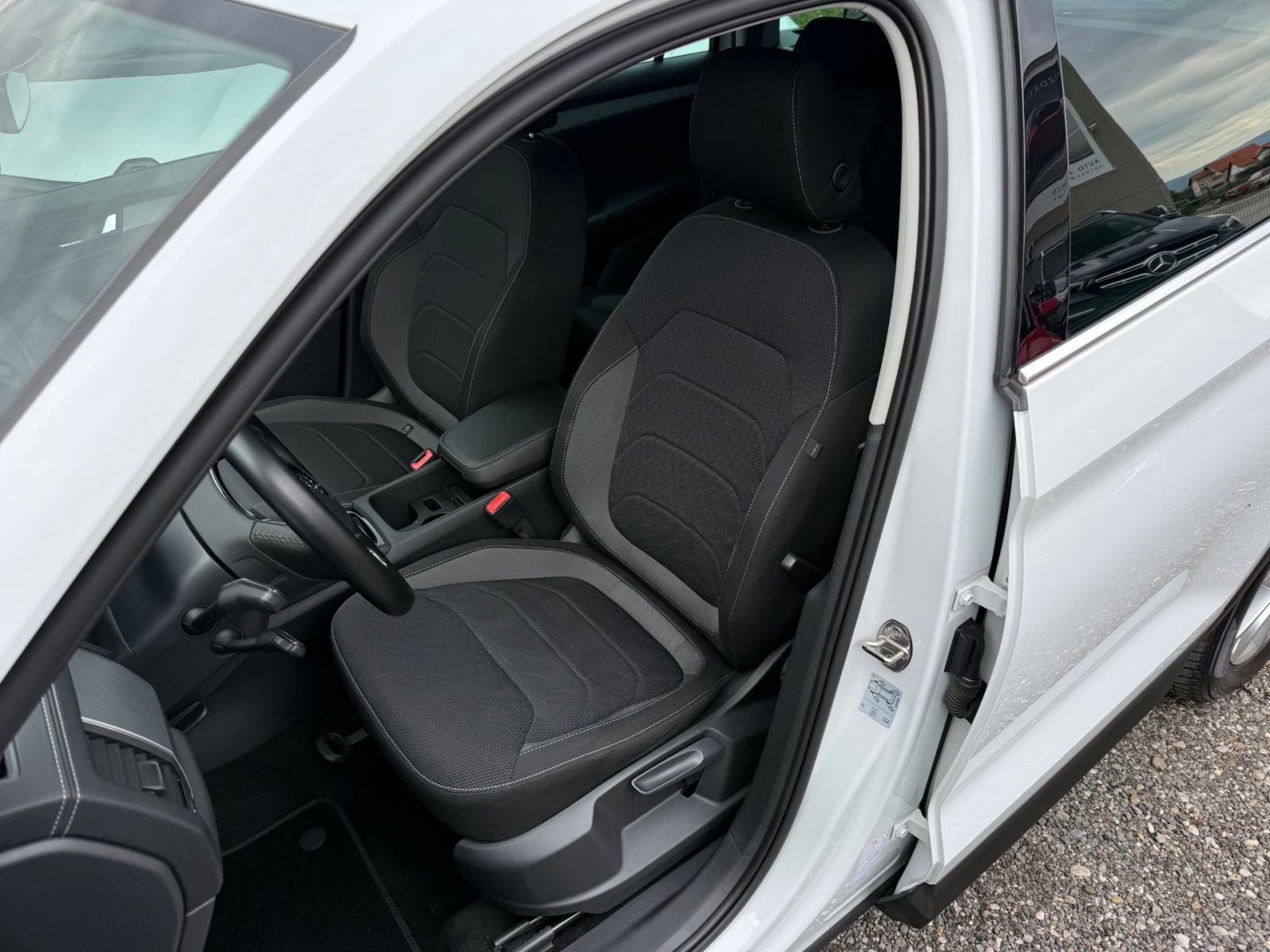 Škoda Kodiaq 2.0 TDI DSG 7 SJEDALA °NAVI°KAMERA°LED°LEASING BEZ UČEŠĆA, fotografija 20