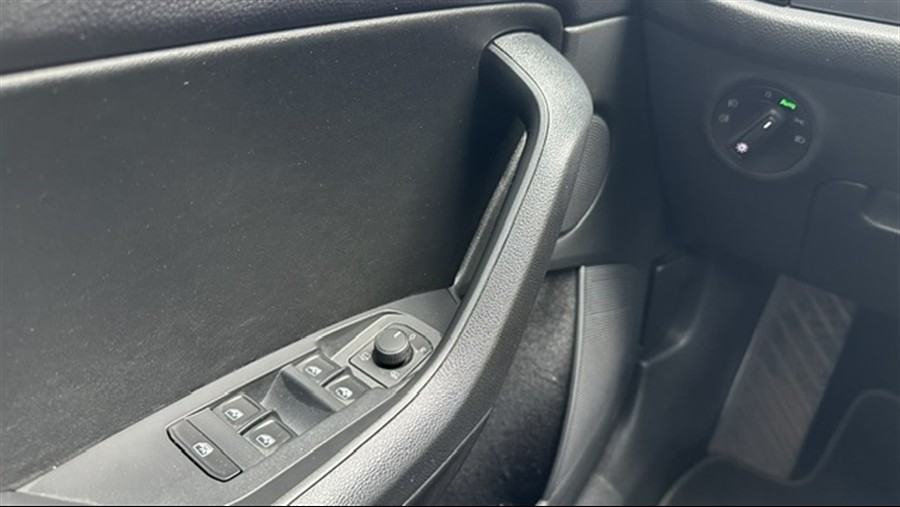 Škoda Kodiaq 2,0 TDI DSG, 7 sjedala, navi, LED, u PDV-u, fotografija 19