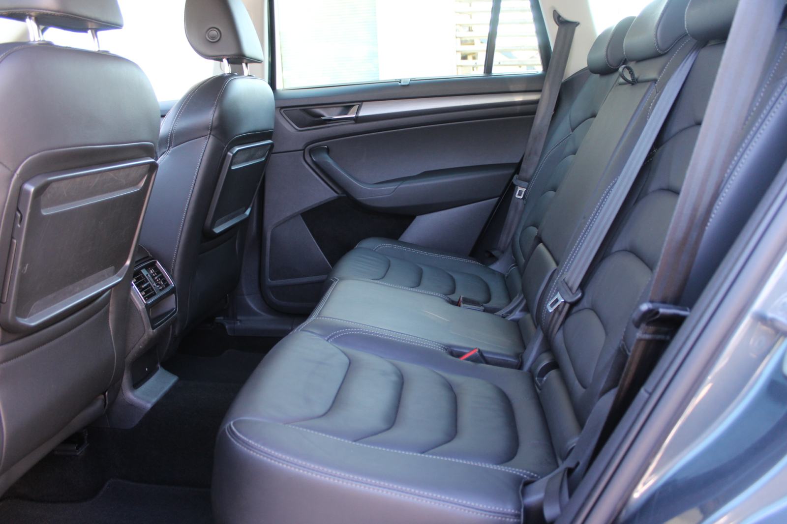 Škoda Kodiaq 2.0 TDI DSG, ALU 18", NAVIGACIJA, KOŽA, KAMERA, GARANCIJA, fotografija 9