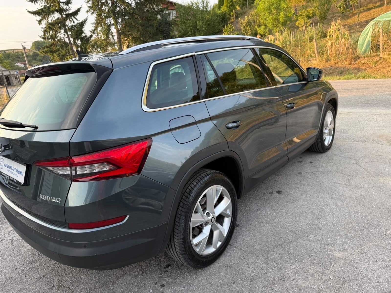 Škoda Kodiaq 2,0 TDI DSG — panorama — kamera 360 — 7 sjedala, fotografija 6