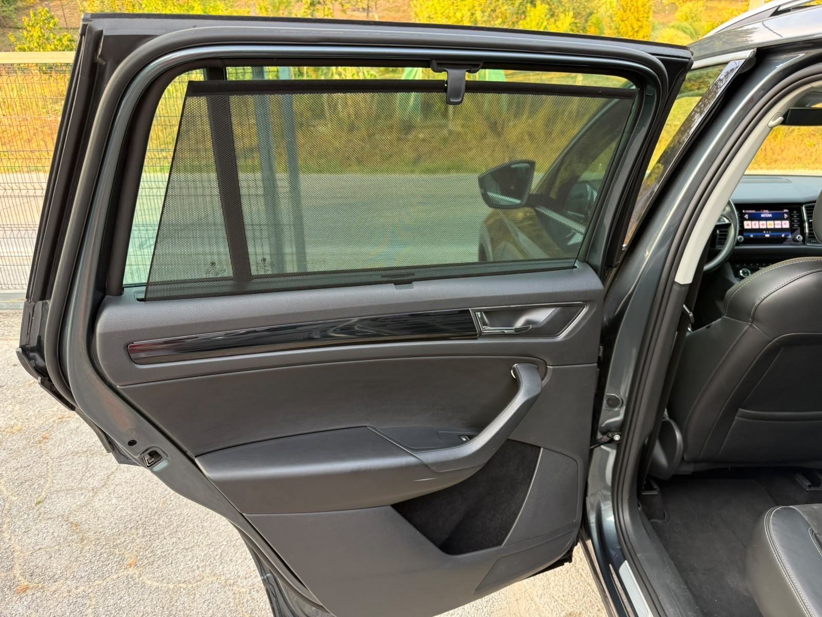 Škoda Kodiaq 2,0 TDI DSG — panorama — kamera 360 — 7 sjedala, fotografija 13