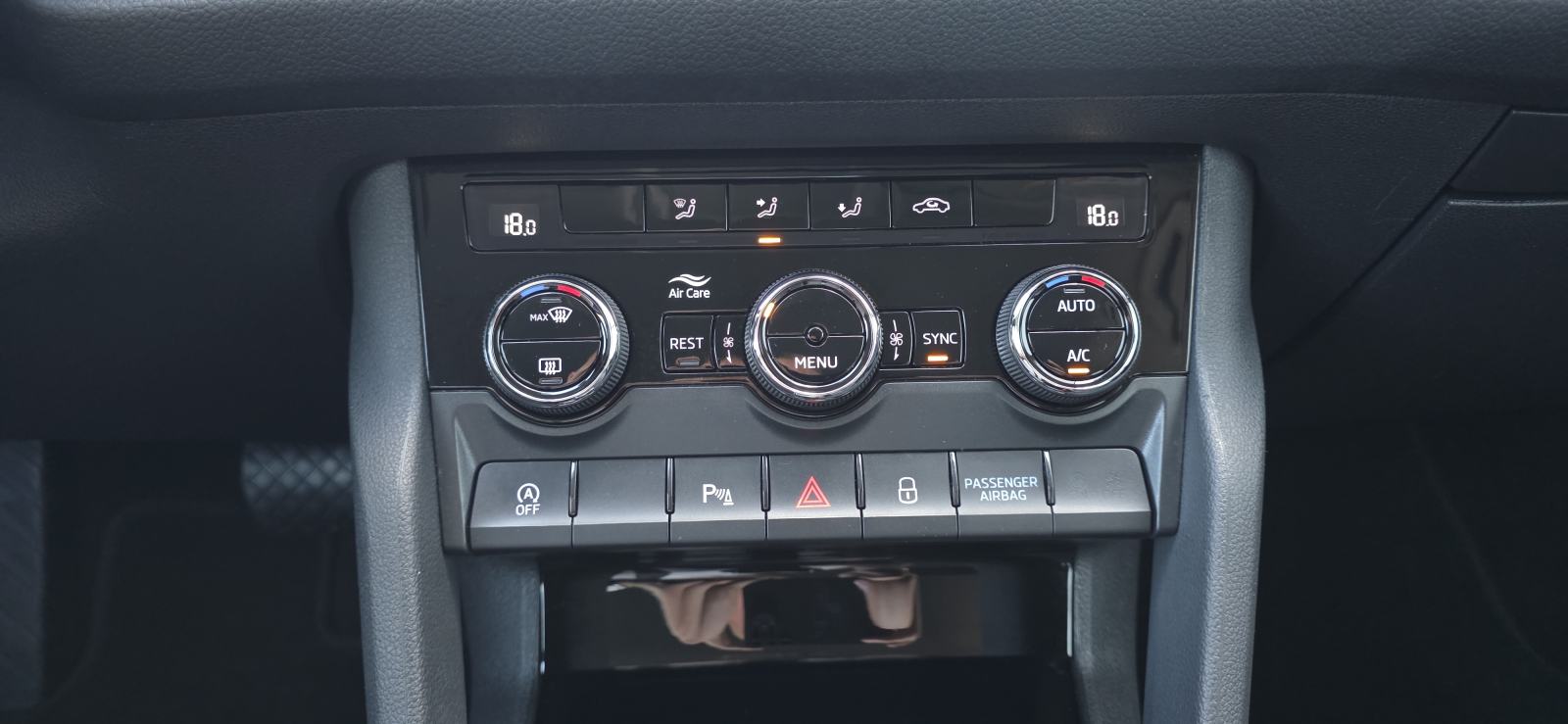 Škoda Kodiaq 2,0 TDI DSG, FULL LED, AUT. KLIMA, NAVI, TEMP, U PDV-u..., fotografija 17