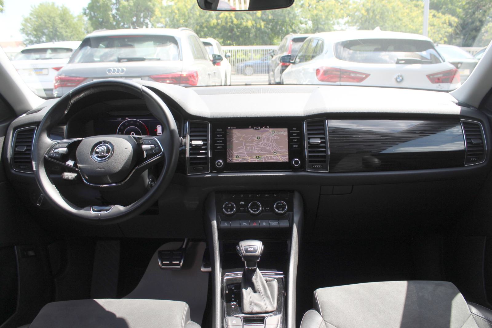 Škoda Kodiaq 2.0 TDI DSG PREMIUM,LED, KOŽA, NAVI, GARANCIJA, NIJE UVOZ, fotografija 10
