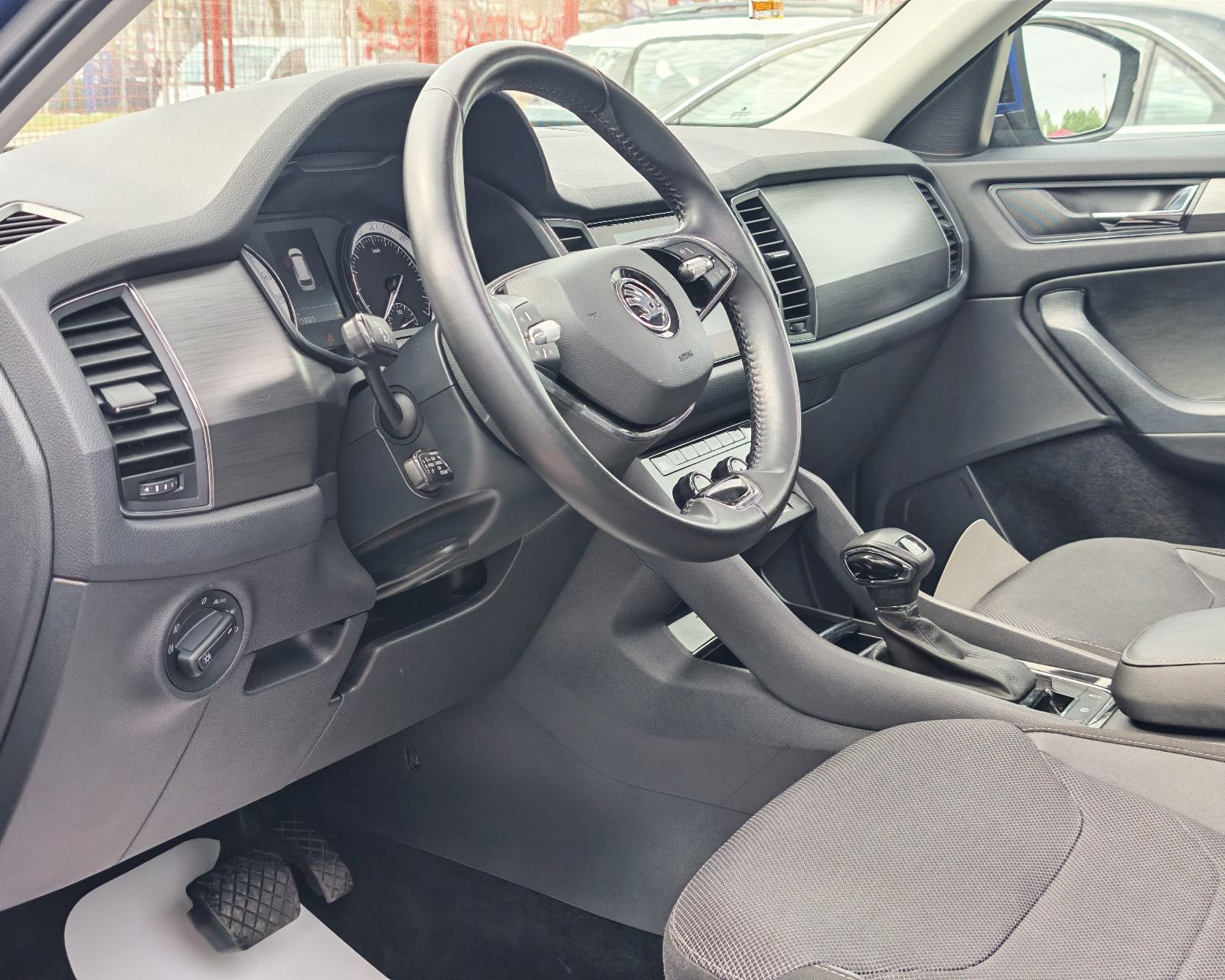 Škoda Kodiaq 2,0 TDI DSG*Sport,Navi,Kamera,Panorama,7 sjedala,Alu"17*, fotografija 5