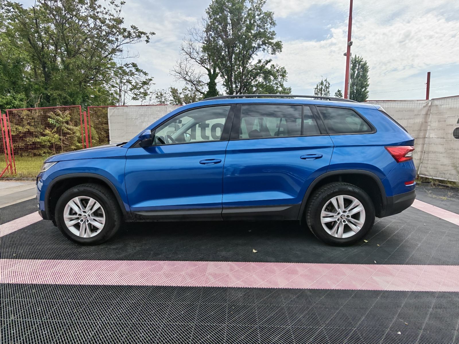 Škoda Kodiaq 2,0 TDI DSG*Sport,Navi,Kamera,Panorama,7 sjedala,Alu"17*, fotografija 4