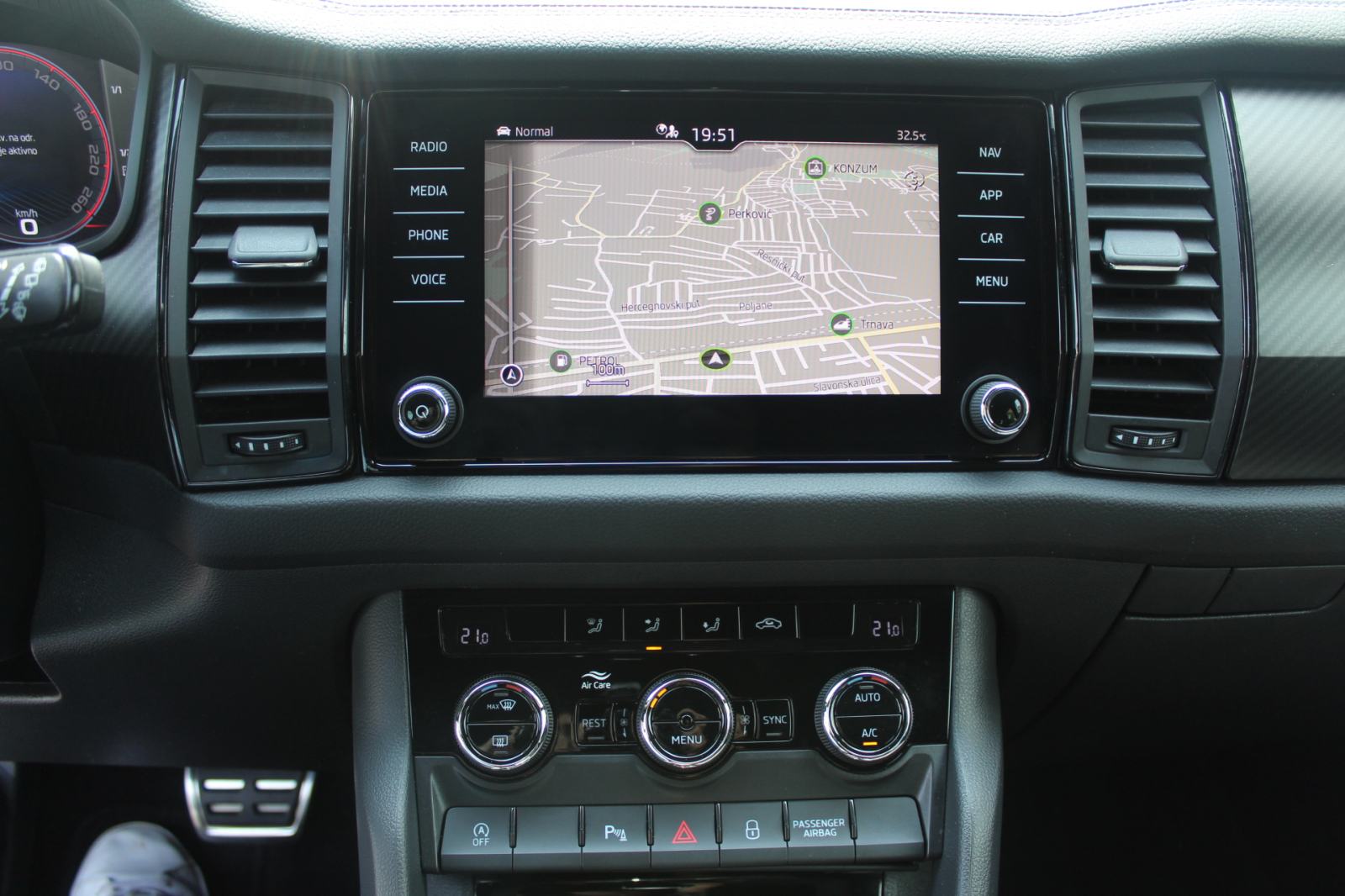 Škoda Kodiaq 2.0 TDI DSG SPORTLINE, LED, ALU 19", KOŽA, NAVI,GARANCIJA, fotografija 12
