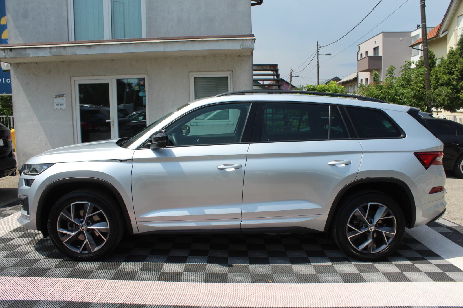 Škoda Kodiaq 2.0 TDI DSG SPORTLINE, LED, ALU 19", KOŽA, NAVI,GARANCIJA, fotografija 4