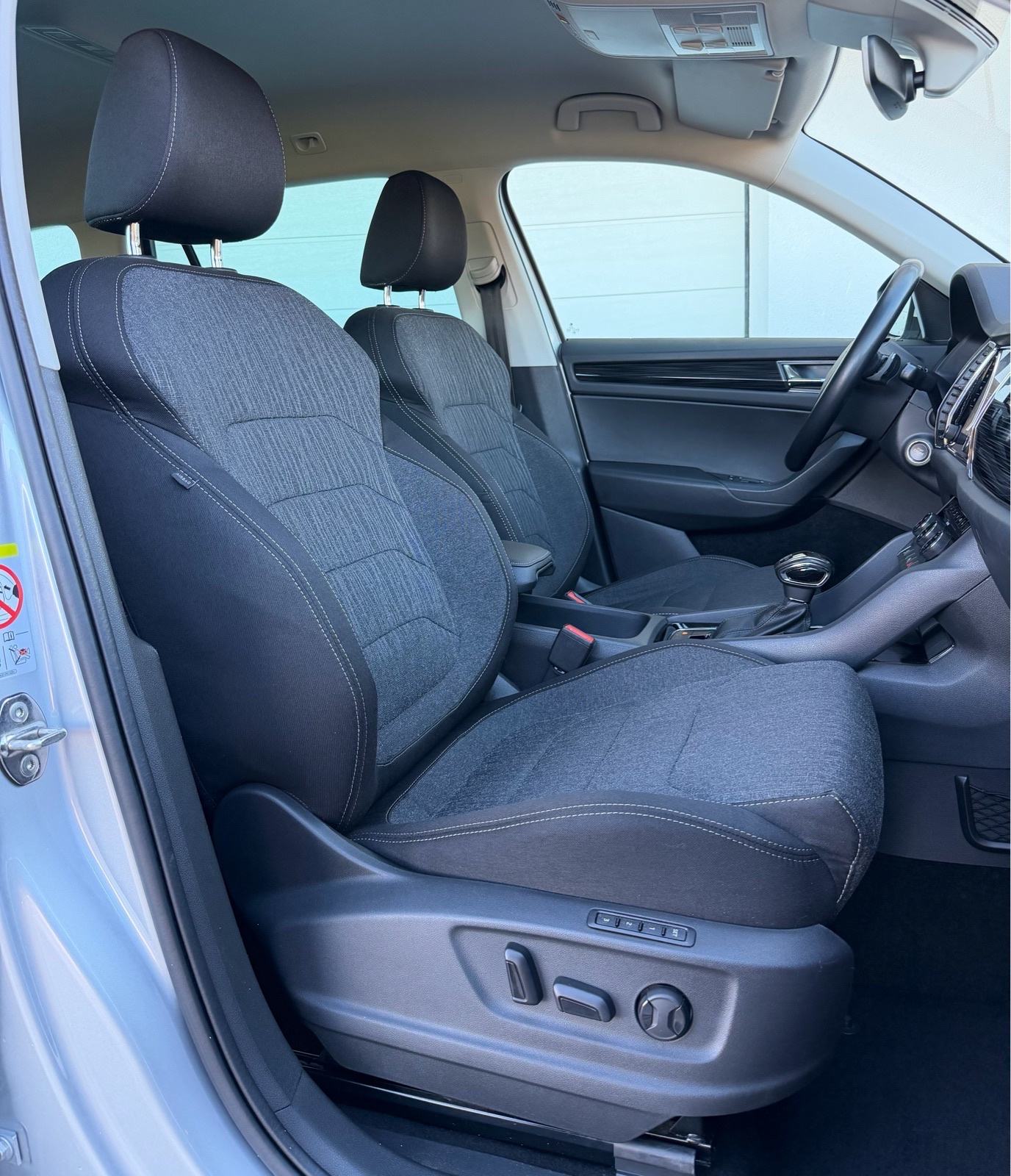ŠKODA KODIAQ 2.0 TDI_DSG ~ STYLE ~ LED,KAMERA,KEYLESS,NAVI, fotografija 15