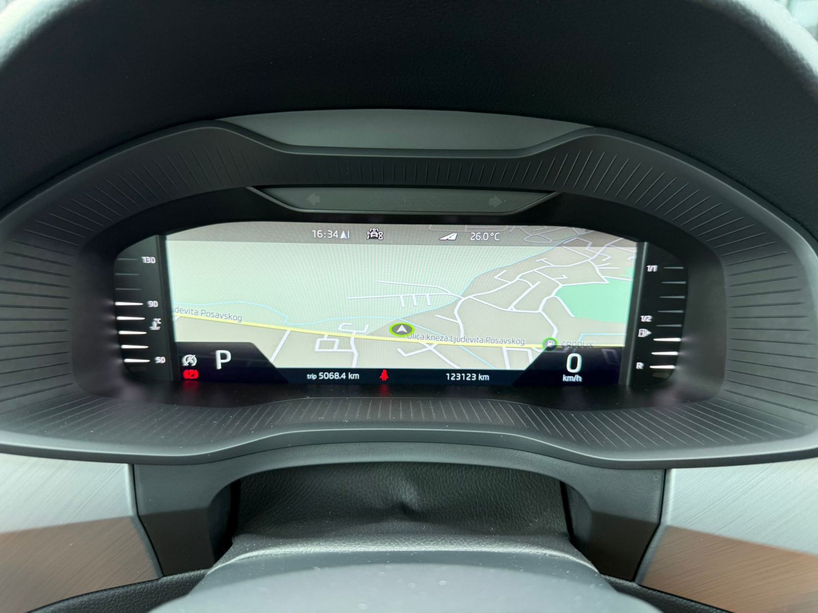 Škoda Kodiaq 2.0 TDI DSG °VIRTUAL°PANORAMA°JAMSTVO°LEASING BEZ UČEŠĆA, fotografija 16