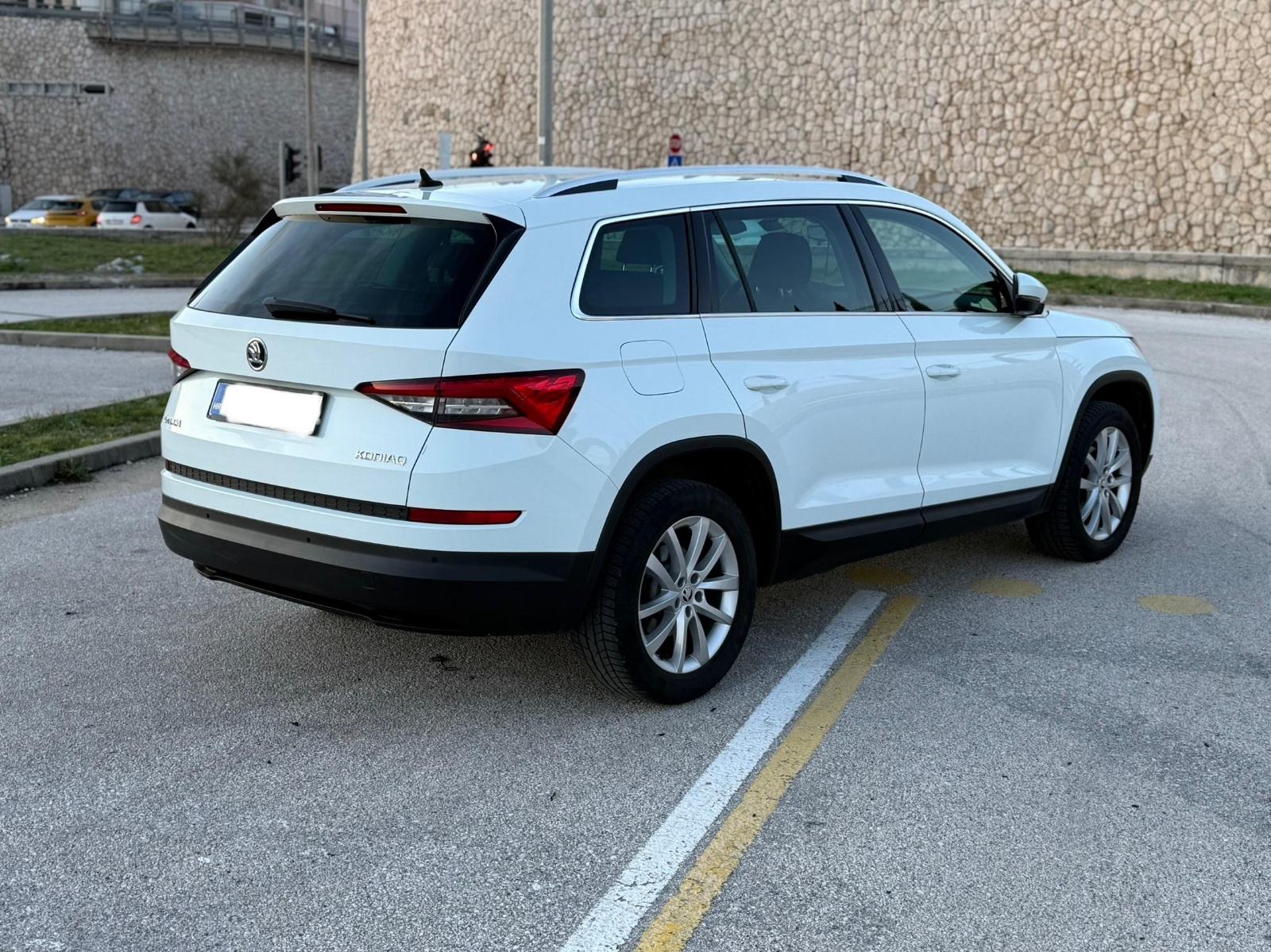 Škoda Kodiaq 2.0 TDI DSG XENON, NAVI, KEYLESS automatik, fotografija 2