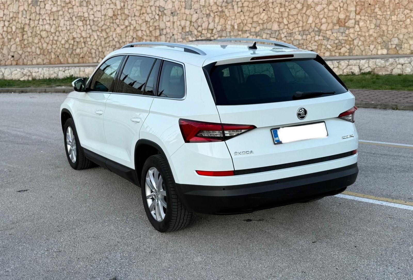 Škoda Kodiaq 2.0 TDI DSG XENON, NAVI, KEYLESS automatik, fotografija 4